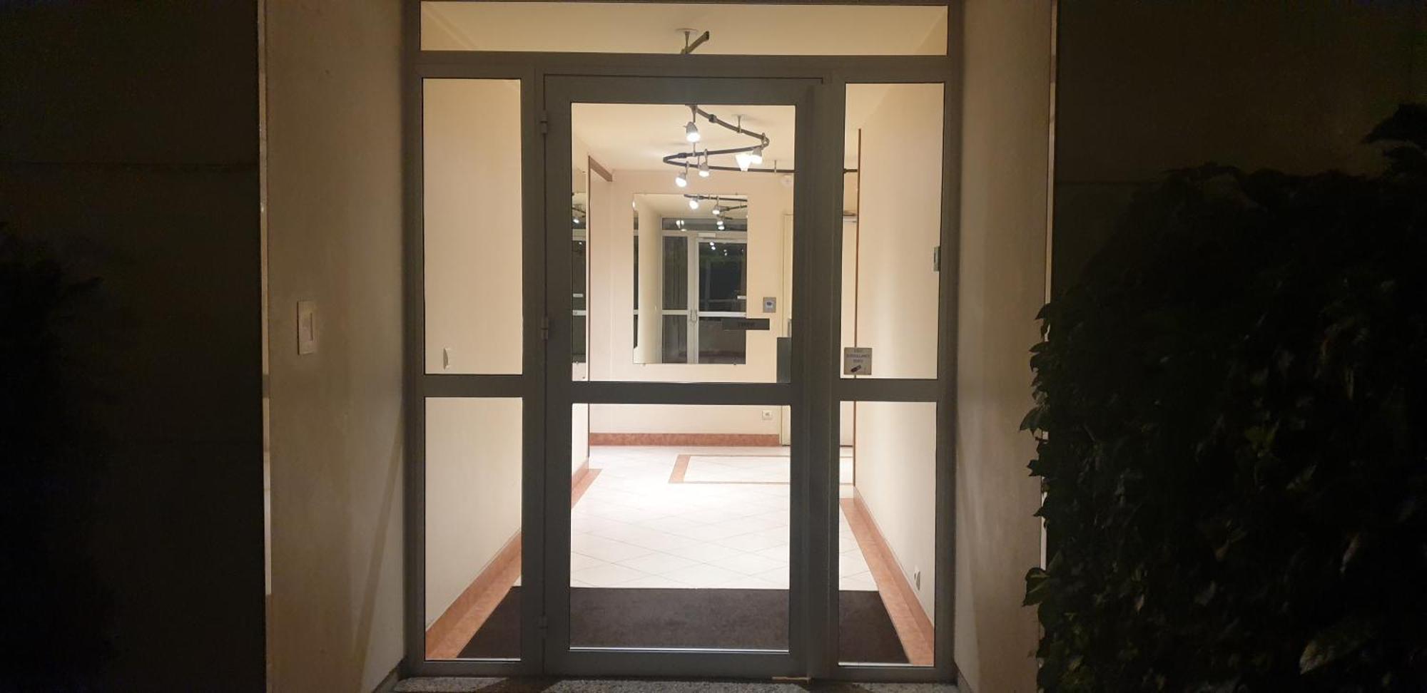 Apartamento T3 77 M2 Calme+Parking Proche Paris & Metro Vanves Exterior foto